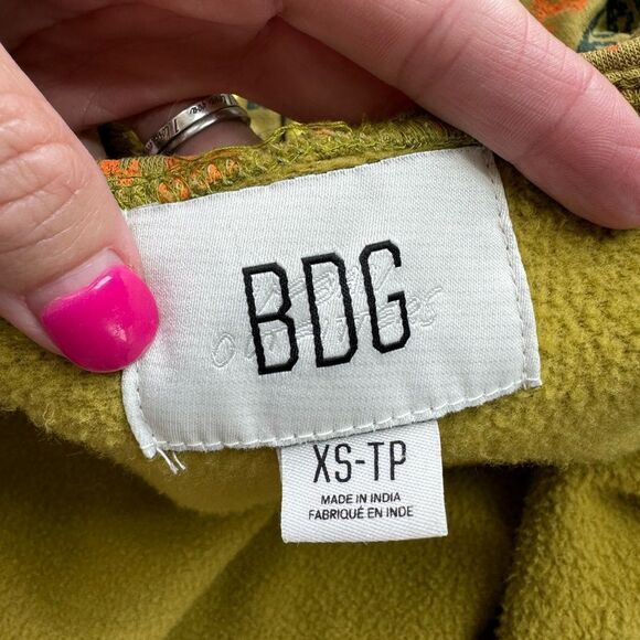 BDG Oversized Boho Open Front Hoodie Sweatshirt Front Pockets Aztec Print Sz XS - Picture 11 of 14